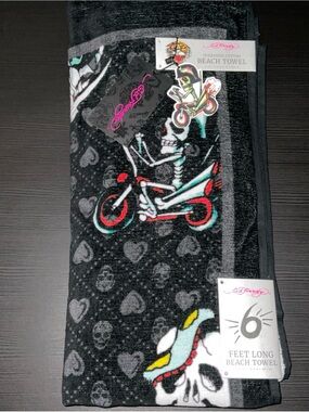 ED HARDY SKELETON BIKER PRINT SKULL LOVE KILLS BEACH TOWEL 6 FEET 36x72” NWT